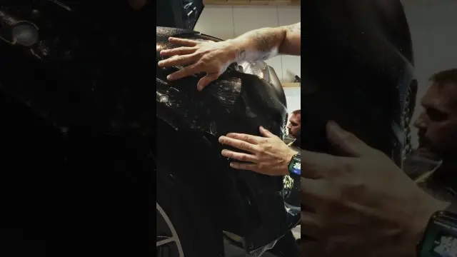 Vorschaubild: Fahrzeugfolierung in Szene gesetzt – Car Wrap